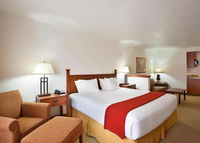 Express & By Ihg Hotel Mattoon