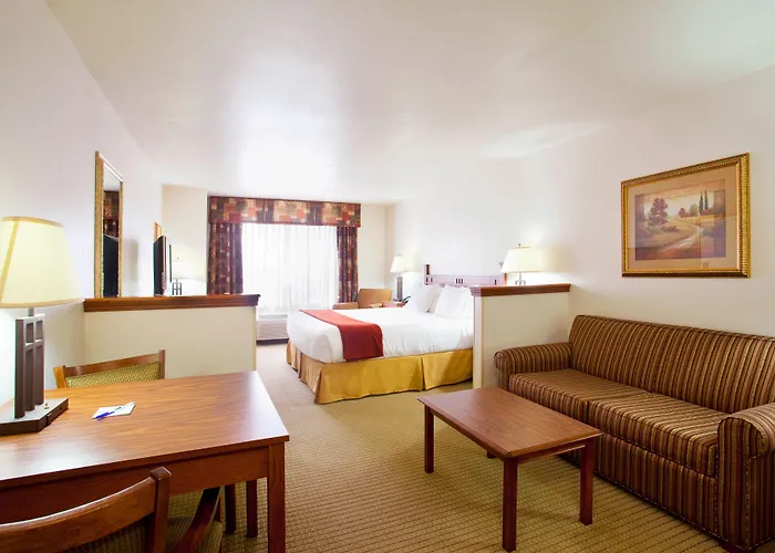 Express & By Ihg