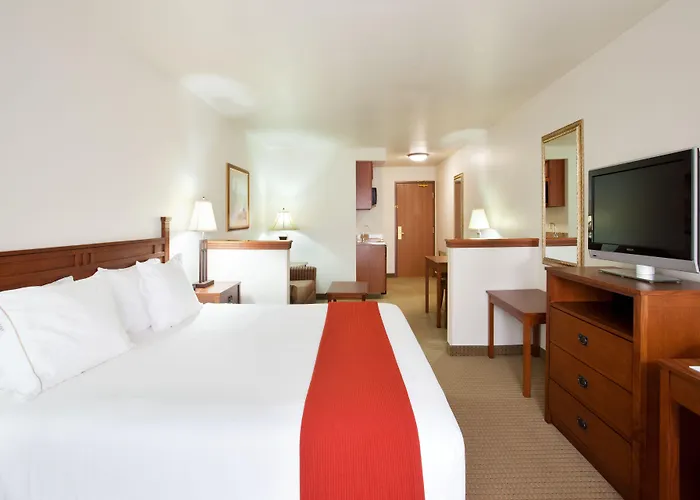 Express & By Ihg Hotel