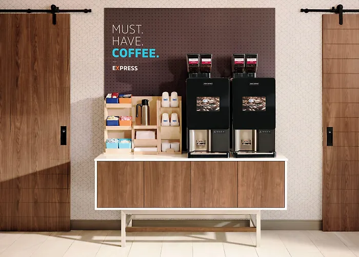 Express & By Ihg Mattoon