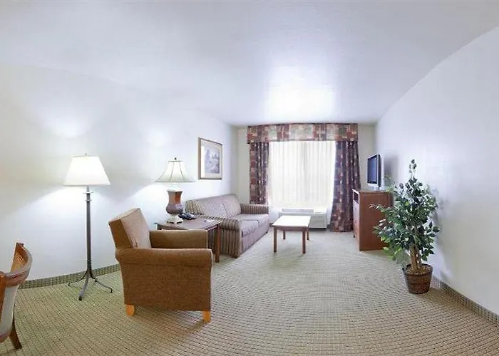 Express & By Ihg Hotel